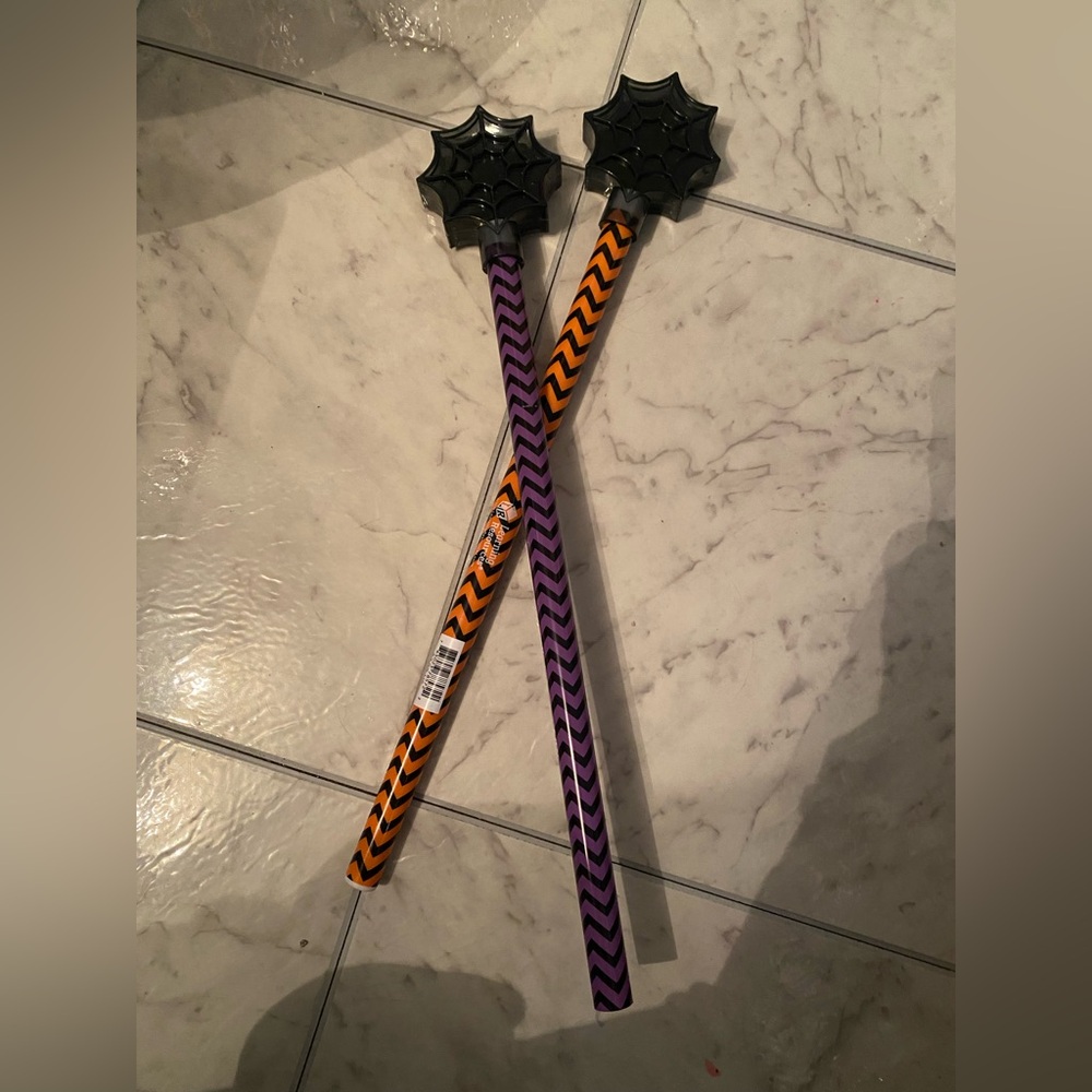 Learning Resources Teacher Reading Spider Web Halloween Pointer Sticks- new